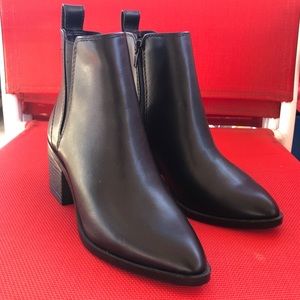 The perfect Black booties